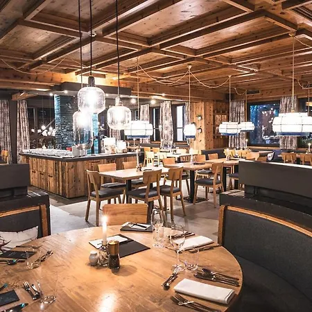 Hotel Falkenstein 4*