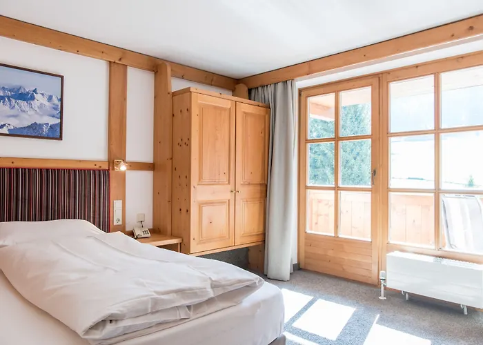 Falkenstein 4*