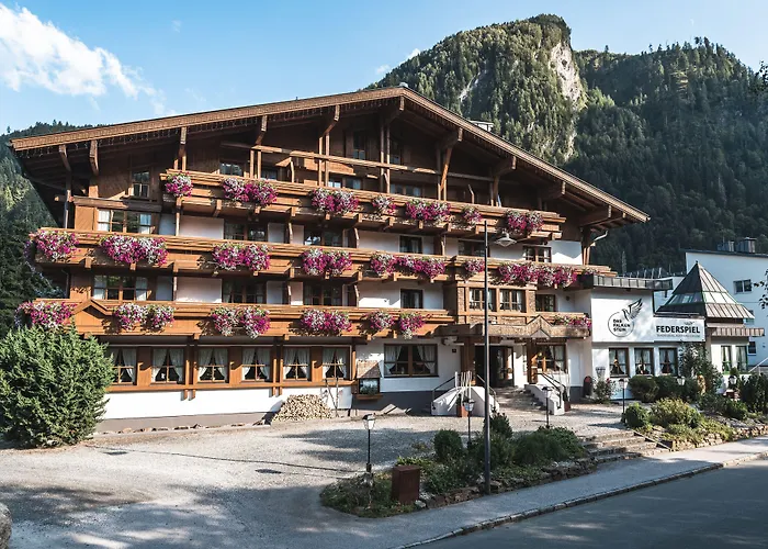 Hotel Falkenstein 4*
